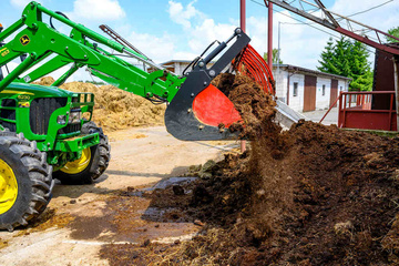 lopato krokodyl valec a traktor